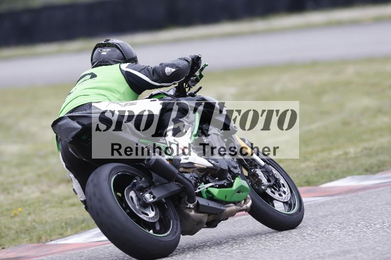 Archiv-2025/06 18.04.2025 Speer Racing ADR/Instruktorentraining/backside